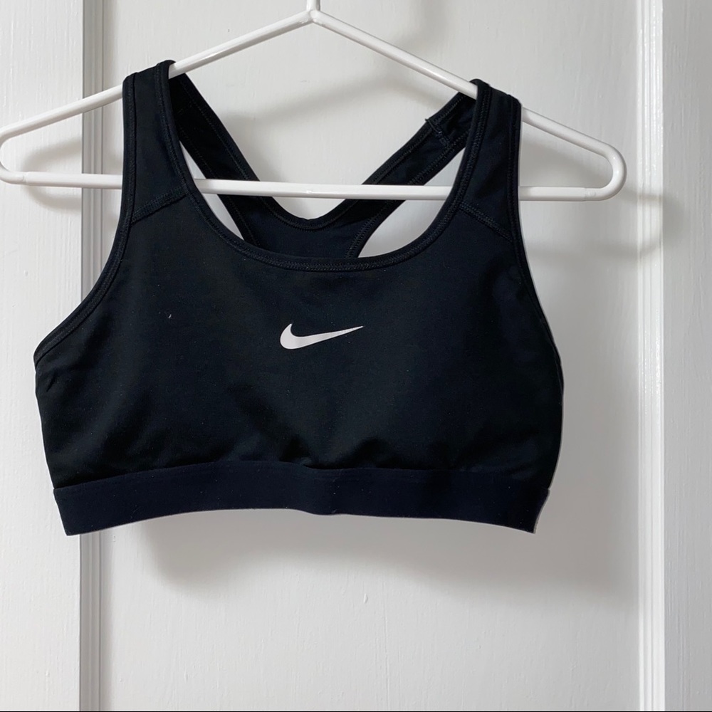 Black Nike Size M sports bra